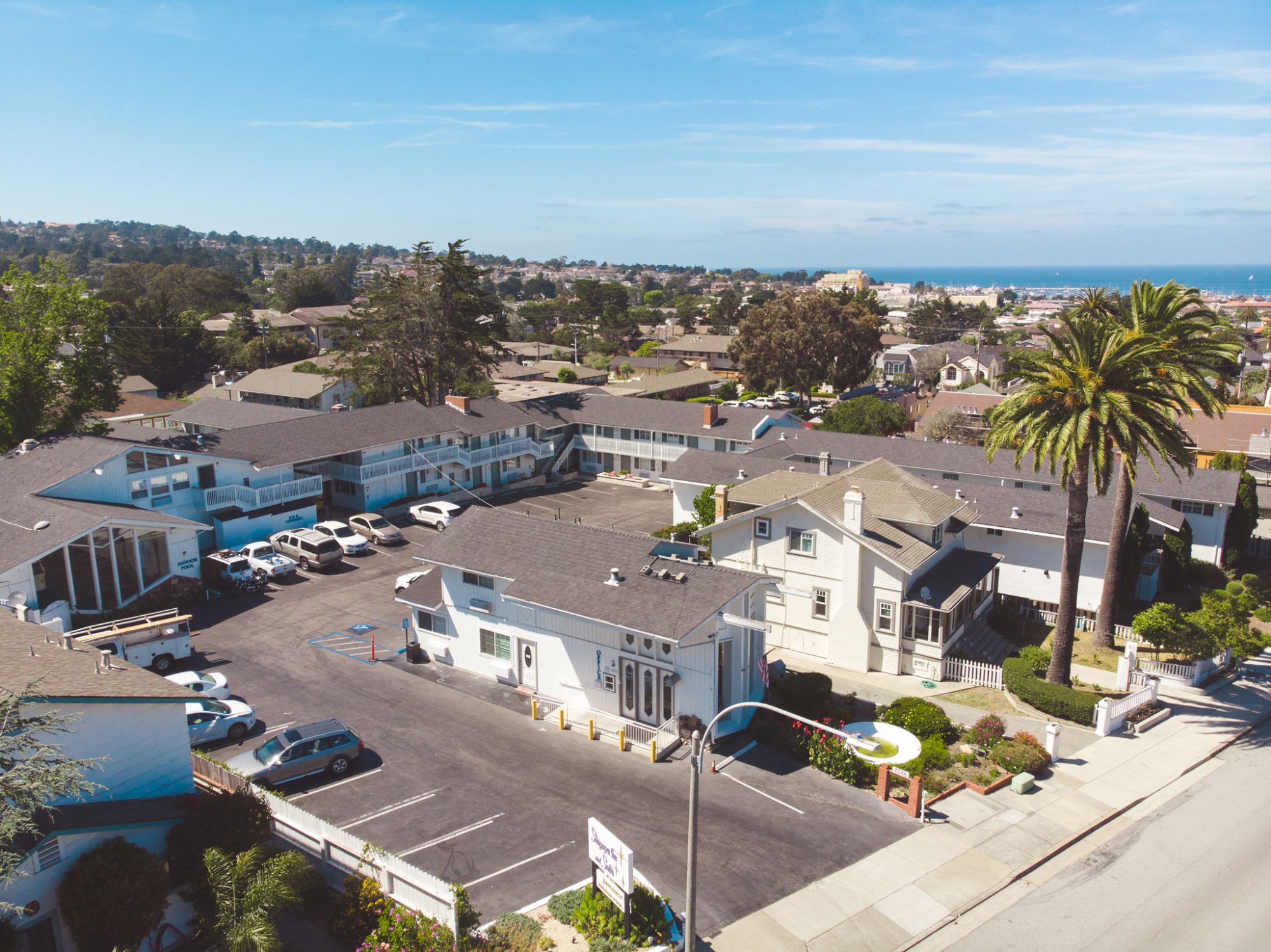 StarGazer Inn and Suites