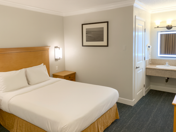 StarGazer Inn and Suites